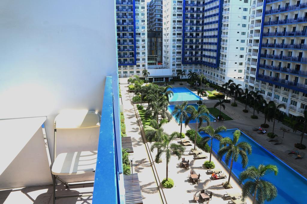 Condodeal At Sea Residences Manila Exteriör bild