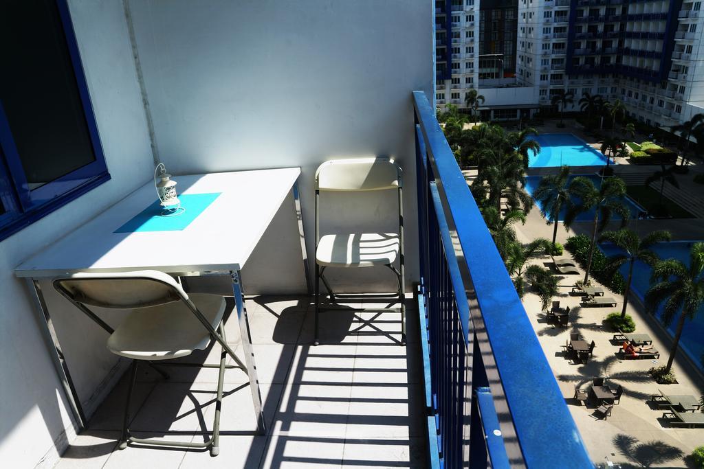 Condodeal At Sea Residences Manila Exteriör bild