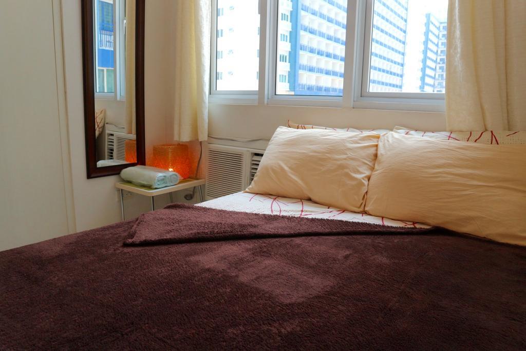 Condodeal At Sea Residences Manila Exteriör bild