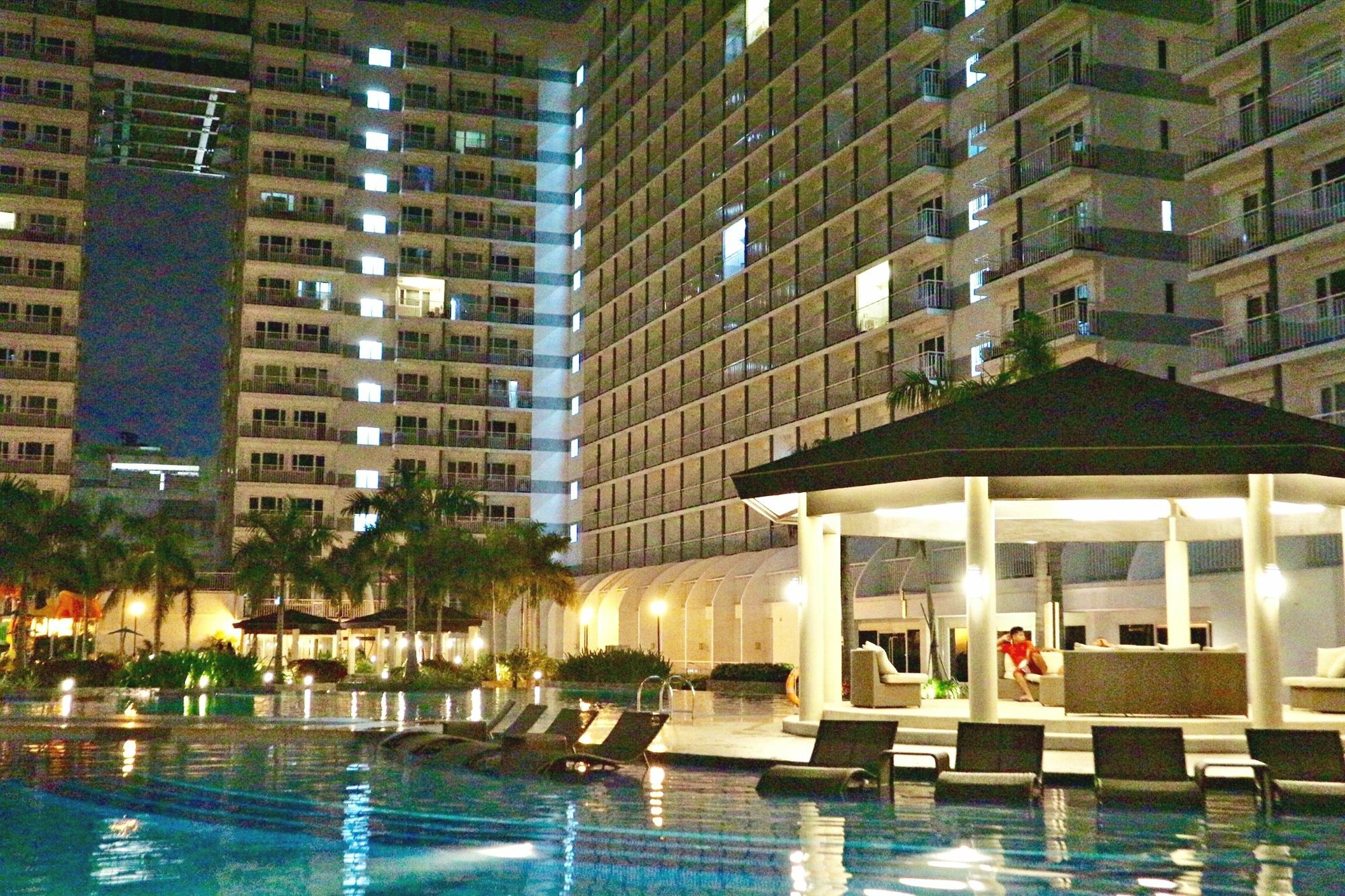 Condodeal At Sea Residences Manila Exteriör bild